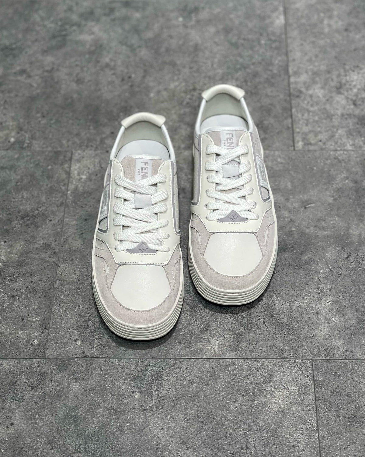 FEN Sneakers