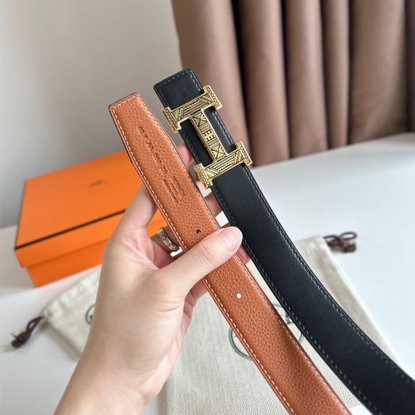 HERM H Touareg Reversible Belt 32MM in Gold Clemence Leather