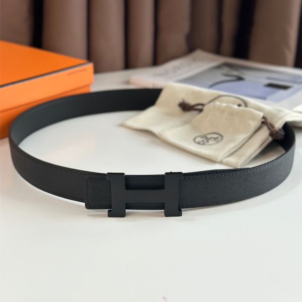 HERM Constance Reversible Belt 32MM in Epsom Leather with Black Buckle