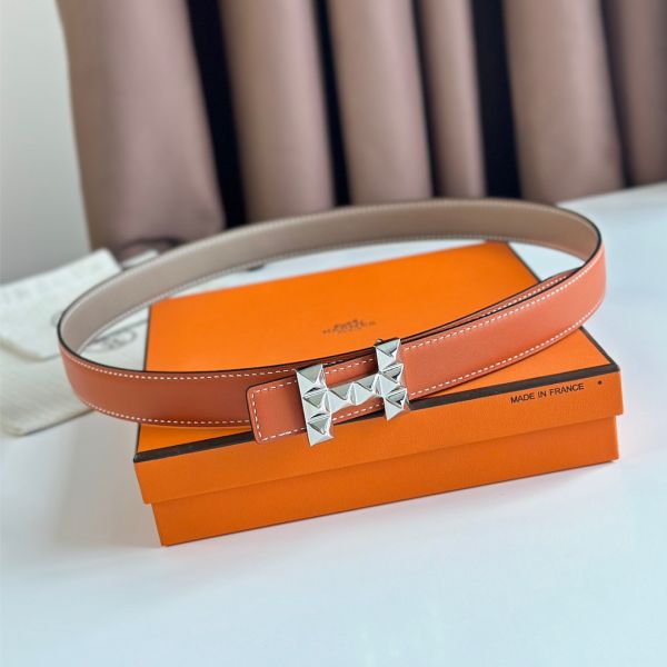 HERM H Medor Reversible Belt 24MM in Tourterelle Epsom Leather
