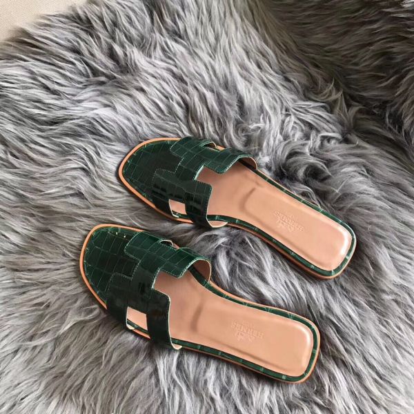 HERM Oran Sandals In Green Shiny Niloticus Crocodile