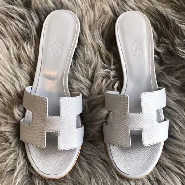 HERM Oasis Sandals In Pearl Grey Epsom Leather