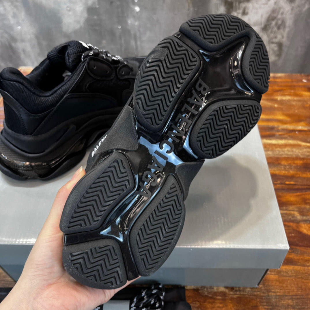BLCG Sneakers