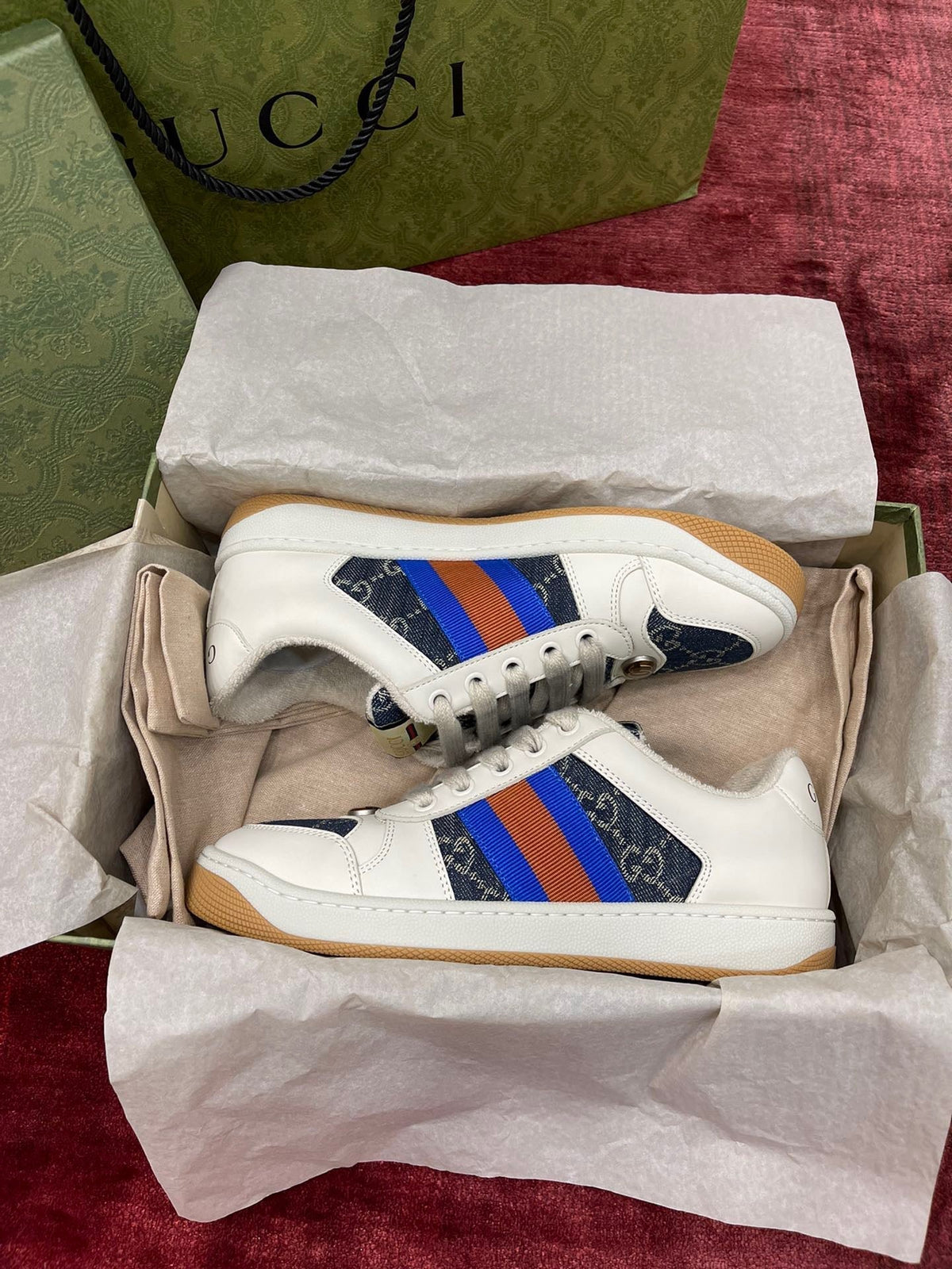 Sneakers & Shoes