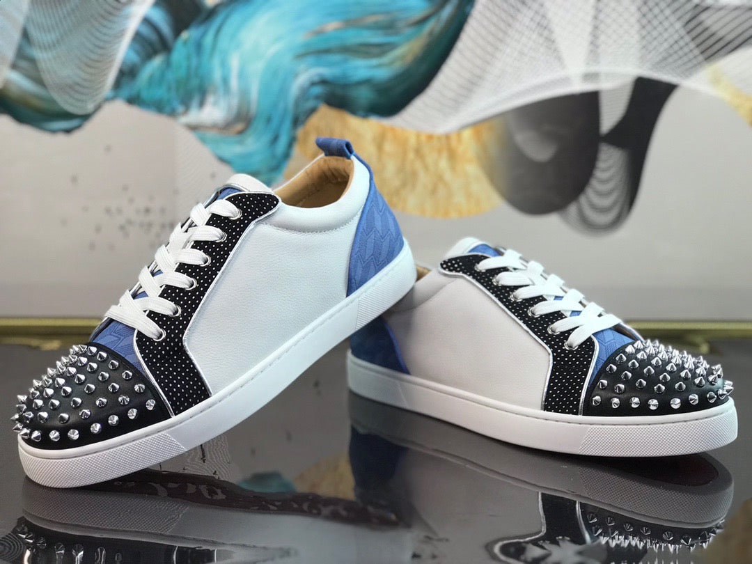 Sneakers & Shoes