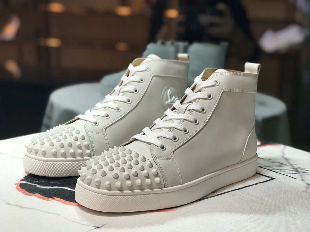 Sneakers & Shoes