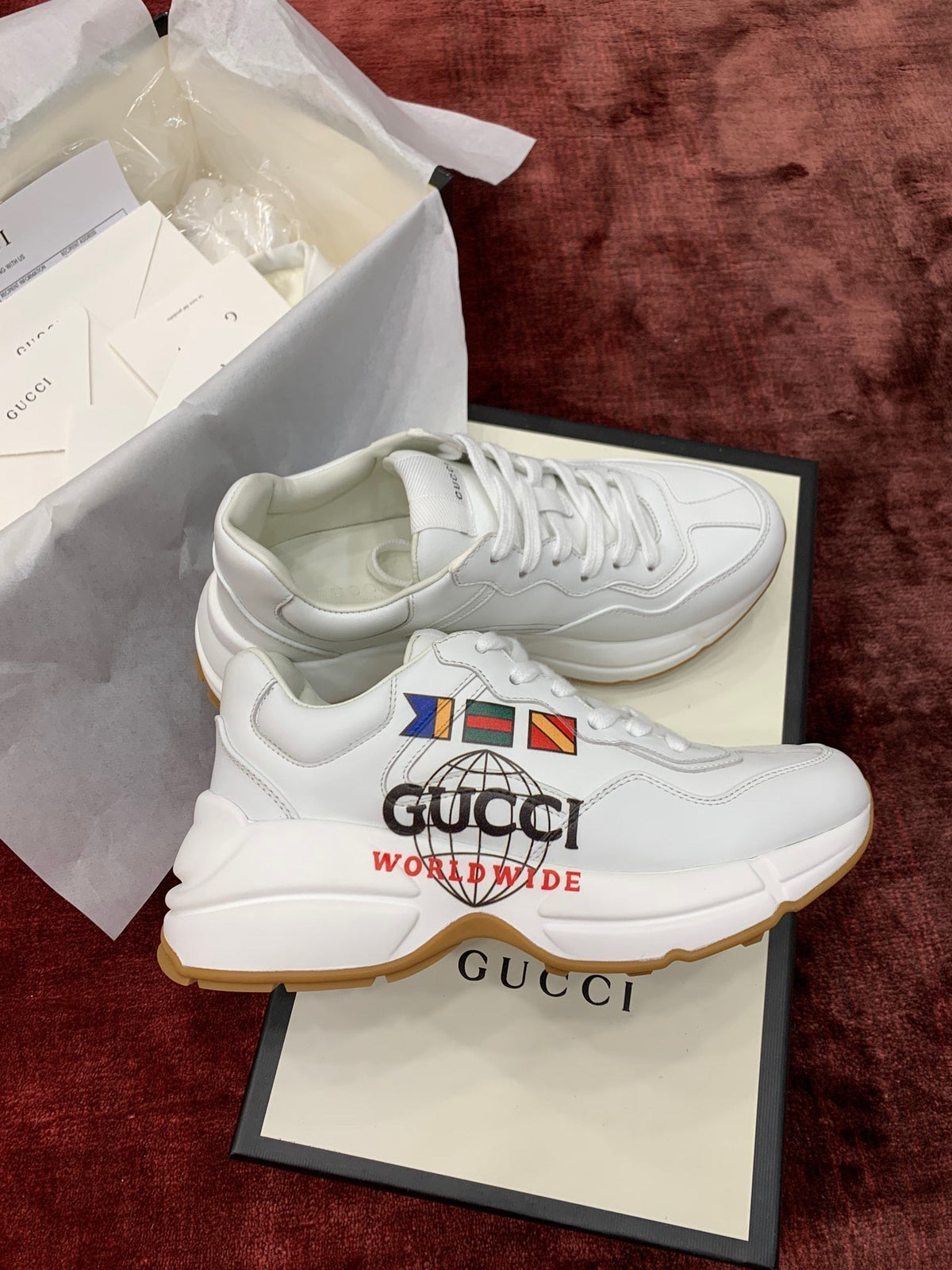 Sneakers & Shoes