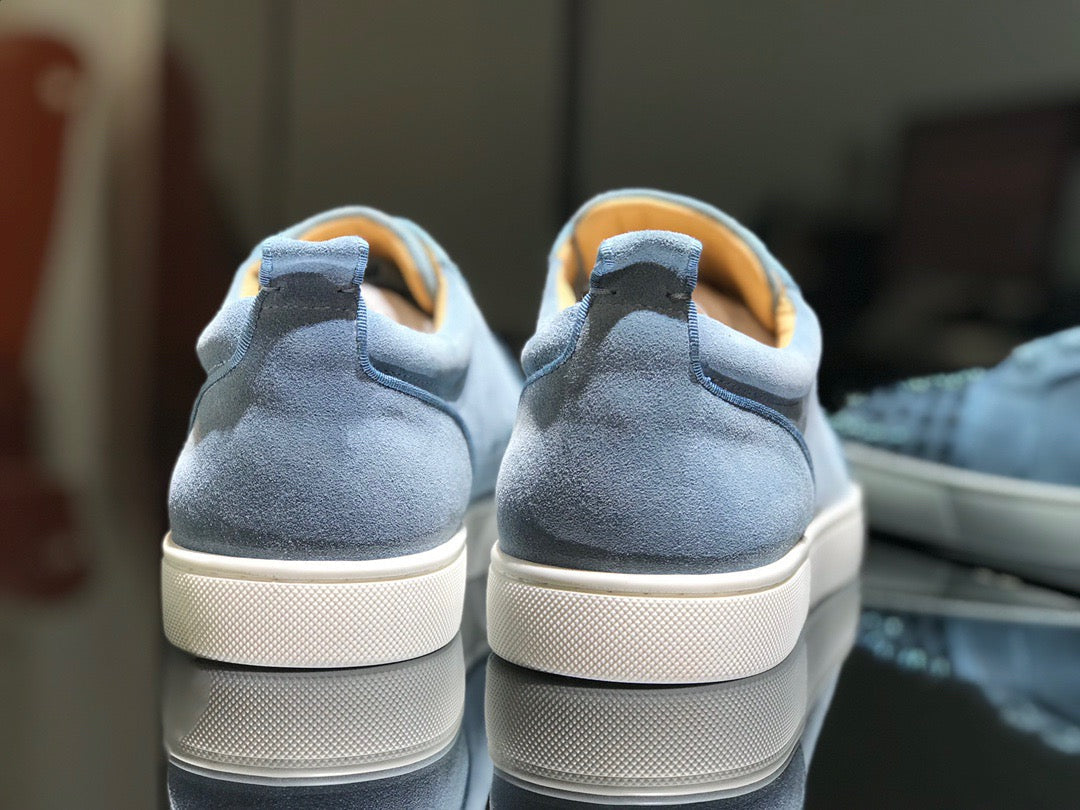 Sneakers & Shoes
