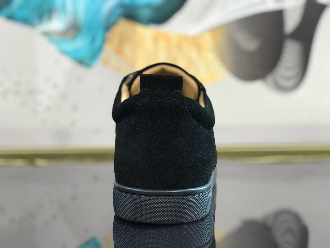 Sneakers & Shoes