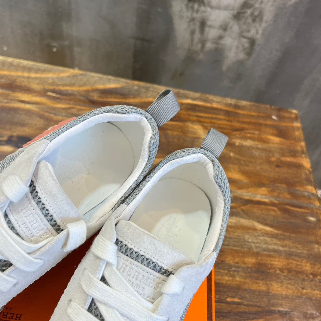 HERM Sneakers