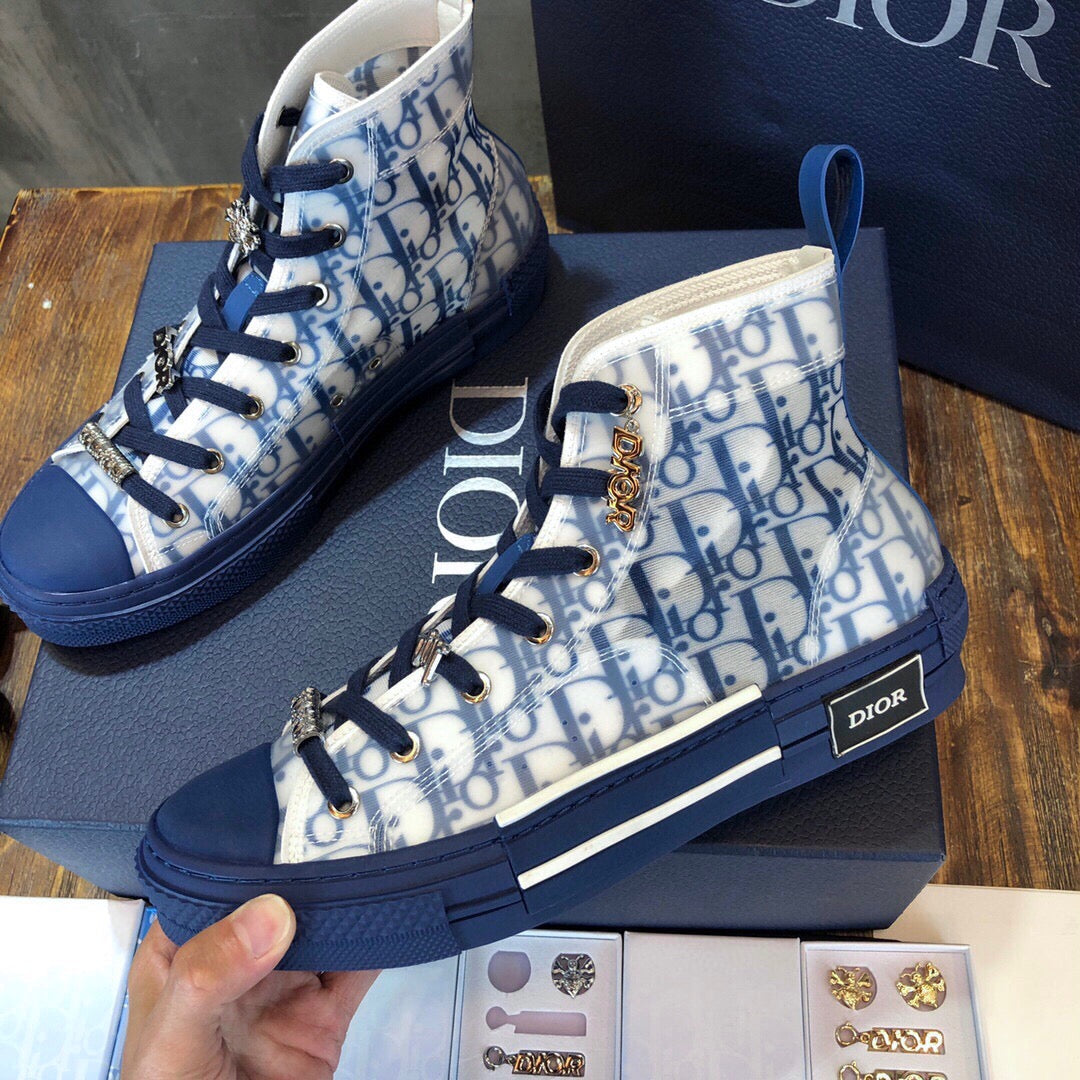 DIO Sneakers