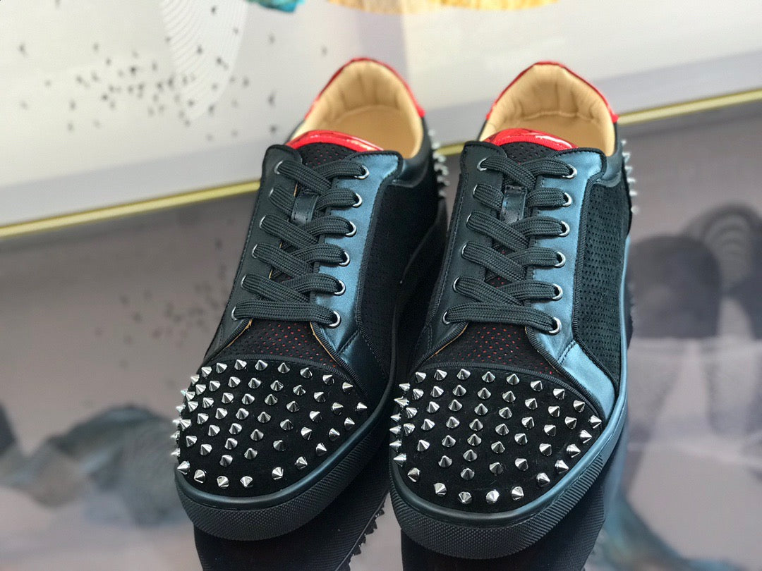 Sneakers & Shoes