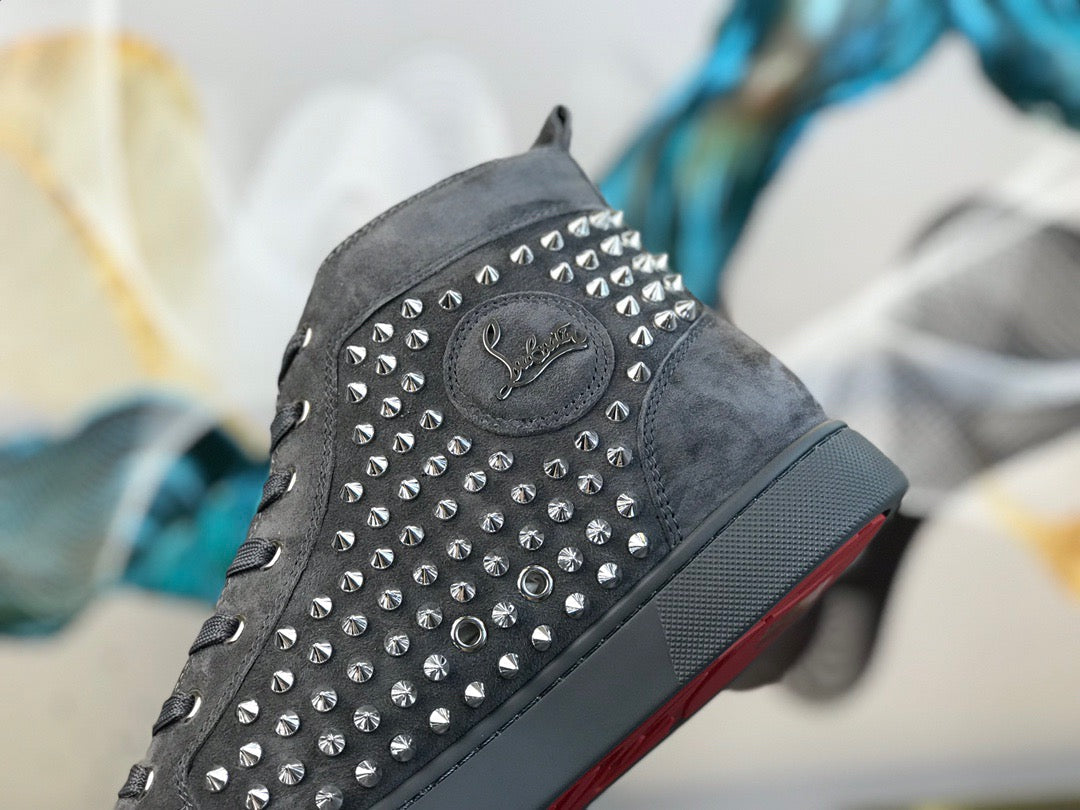 Sneakers & Shoes