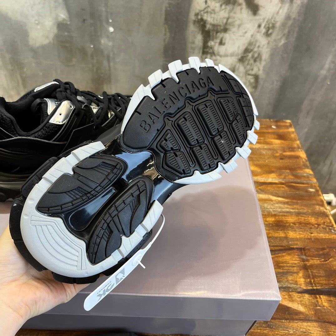 BLCG Sneakers