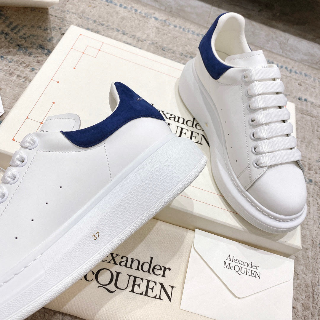 Sneakers & Shoes
