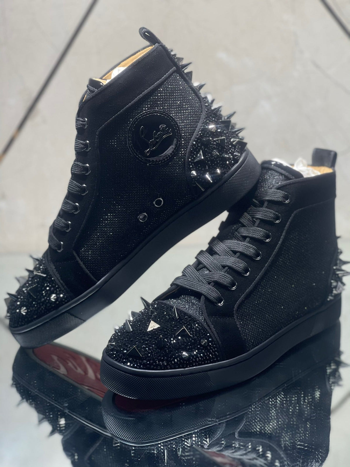 Sneakers & Shoes