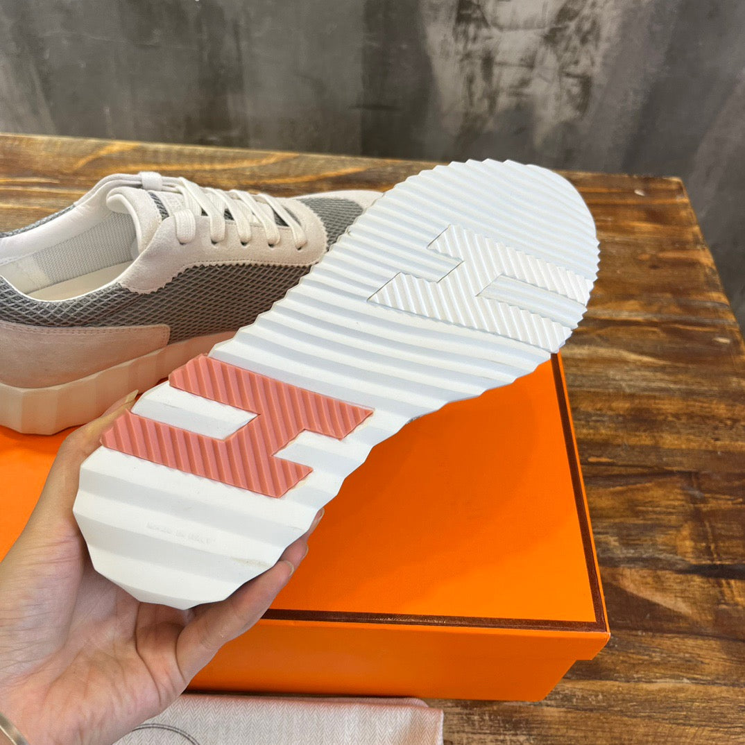HERM Sneakers