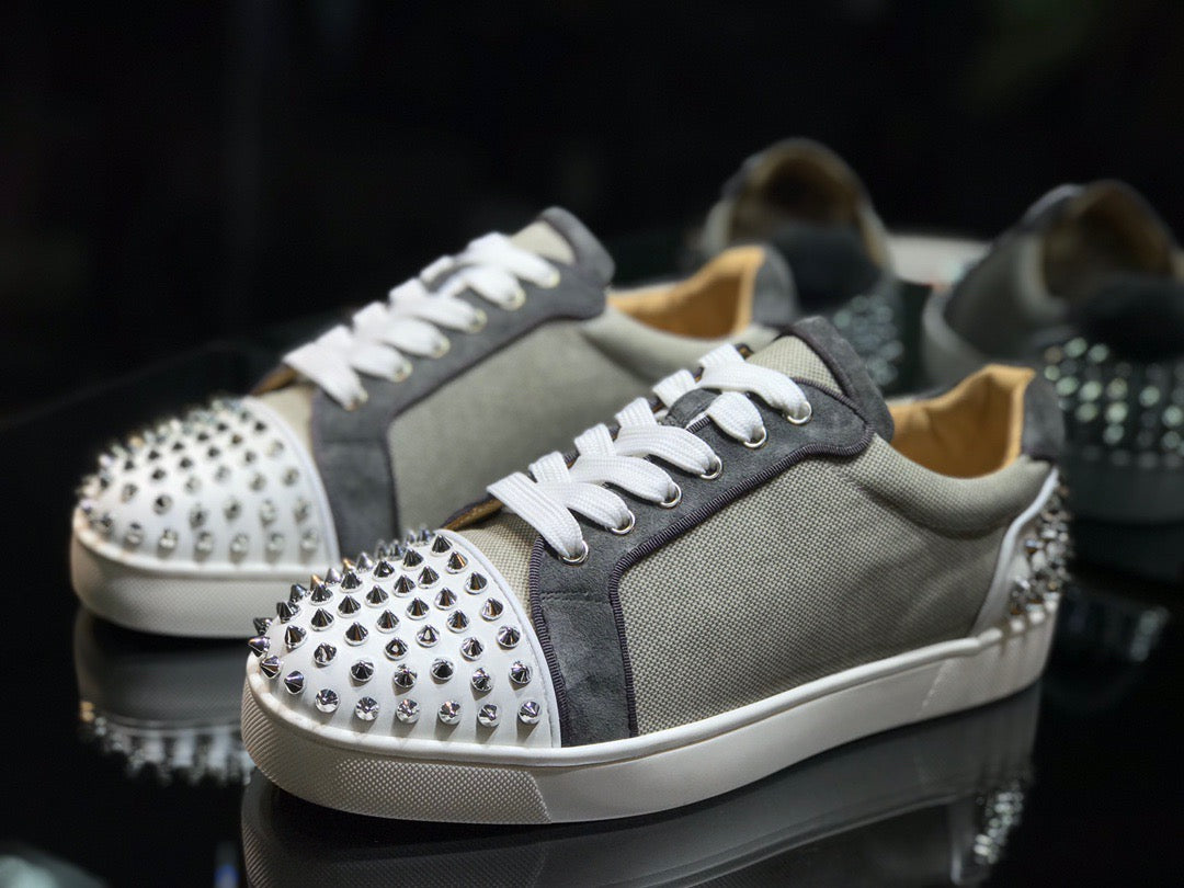 Sneakers & Shoes