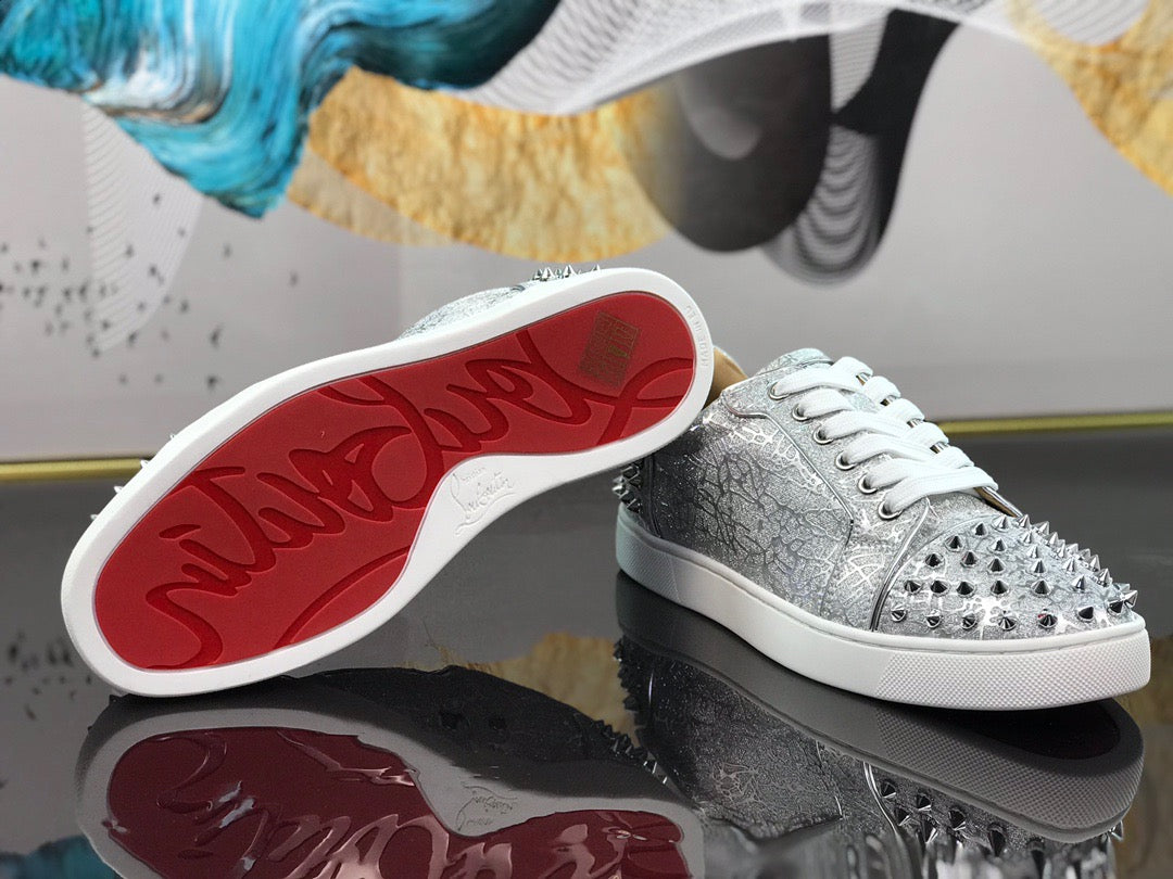 Sneakers & Shoes