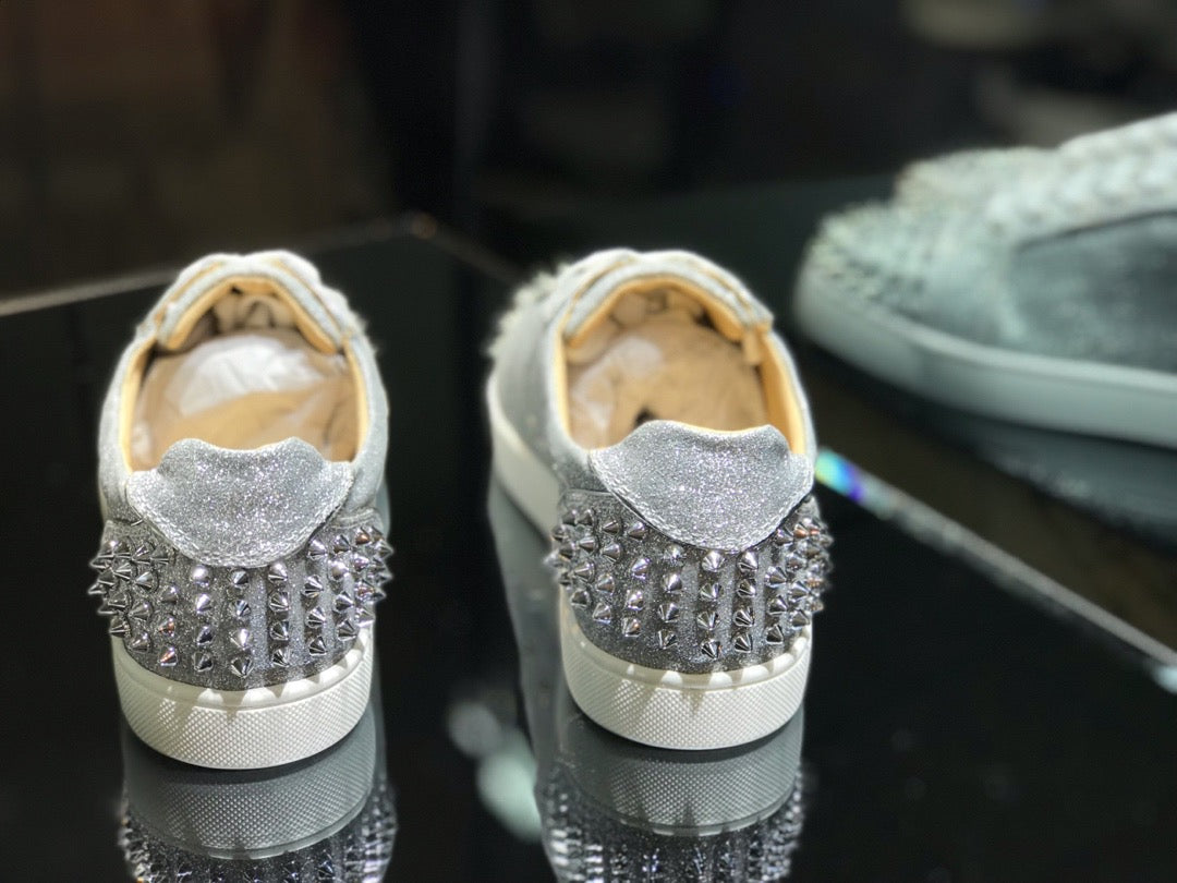 Sneakers & Shoes