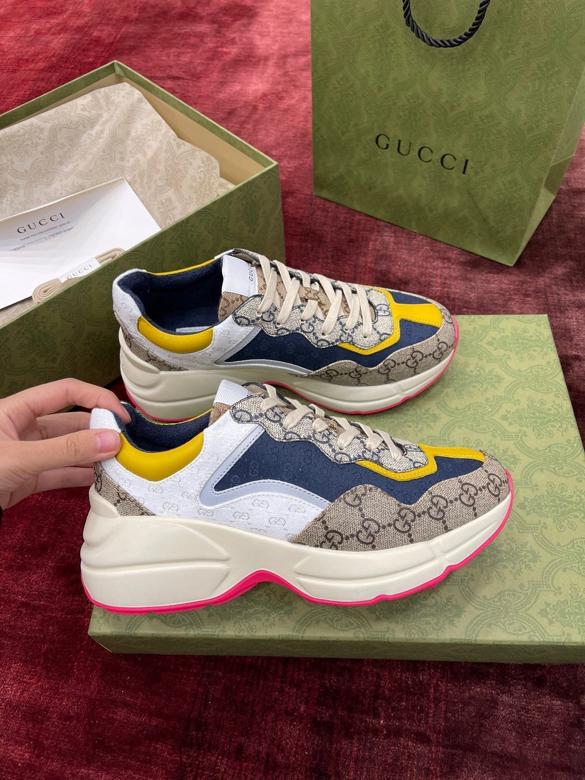 Sneakers & Shoes