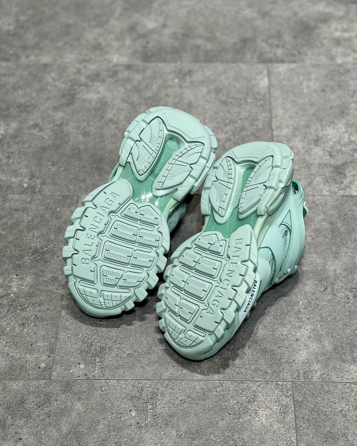 BLCG Sneakers