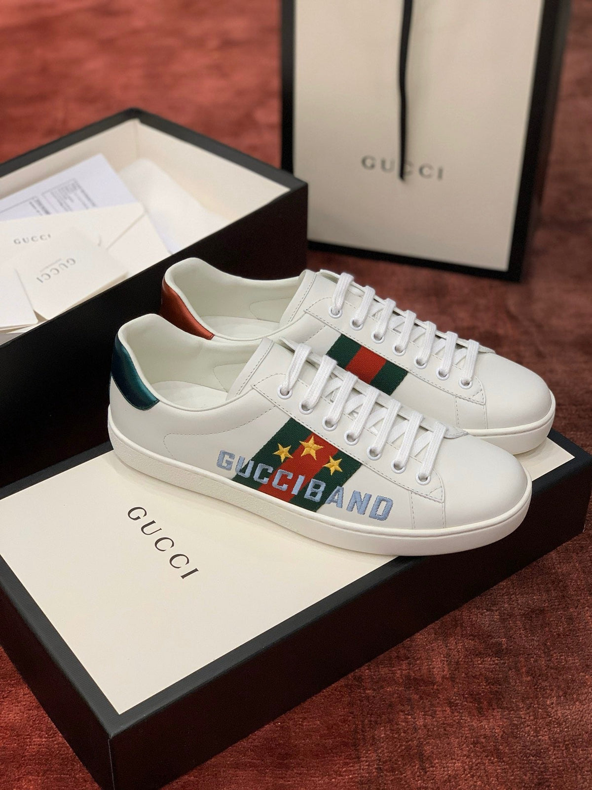 Sneakers & Shoes