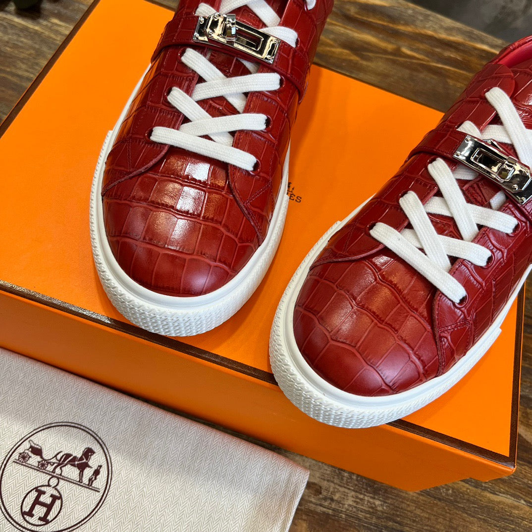 HERM Sneakers