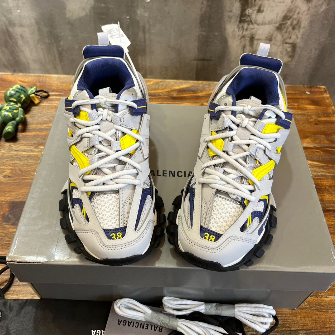 BLCG Sneakers