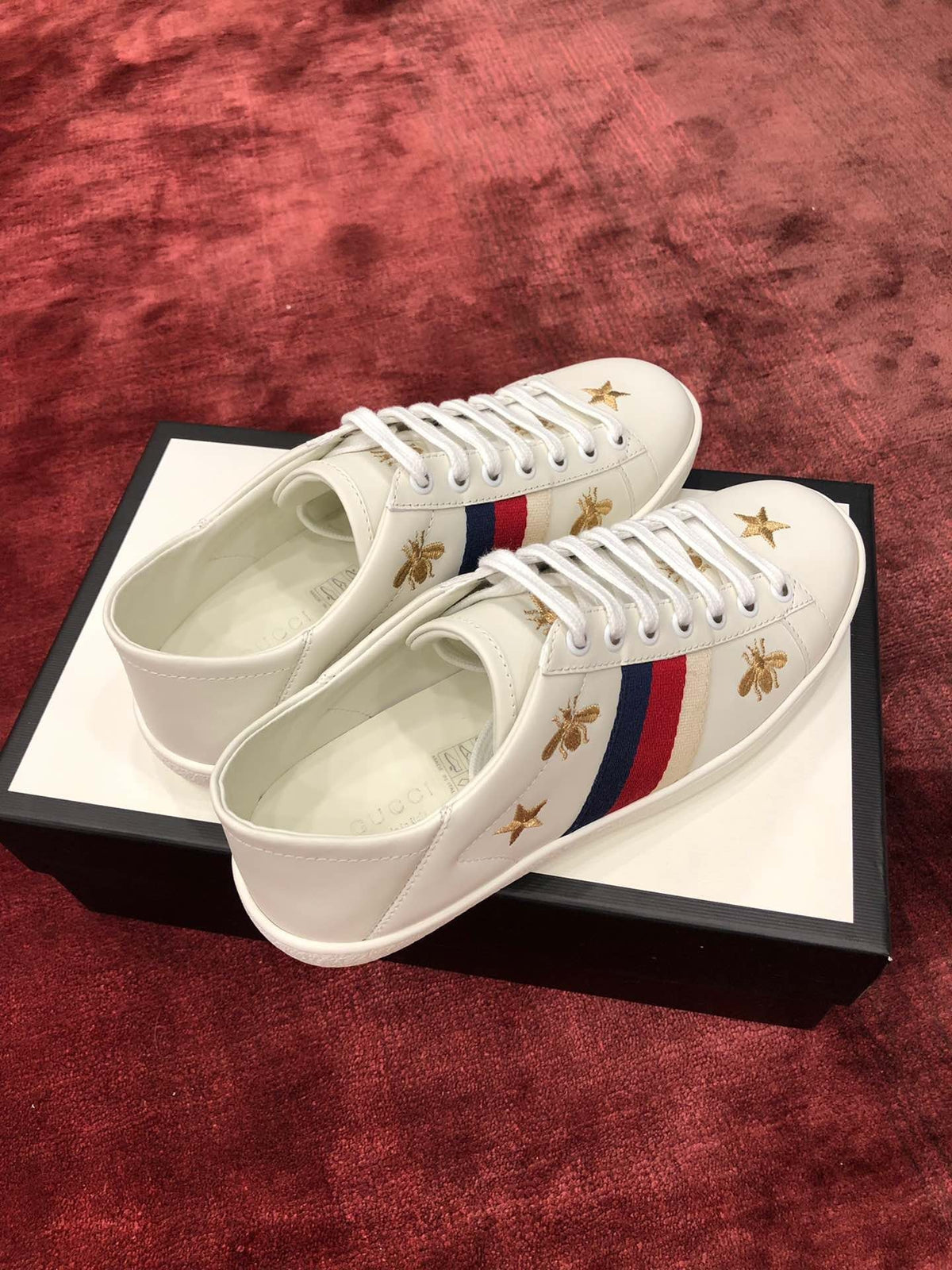 Sneakers & Shoes
