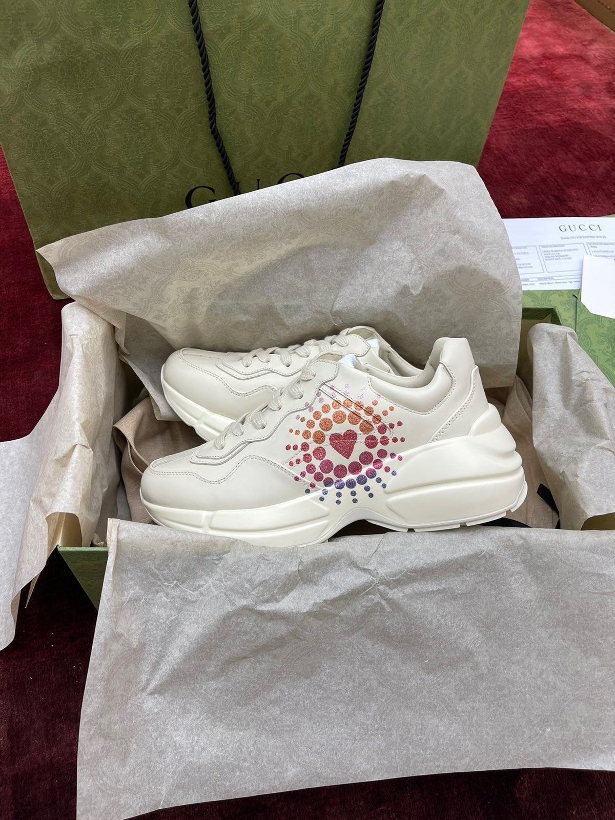 Sneakers & Shoes