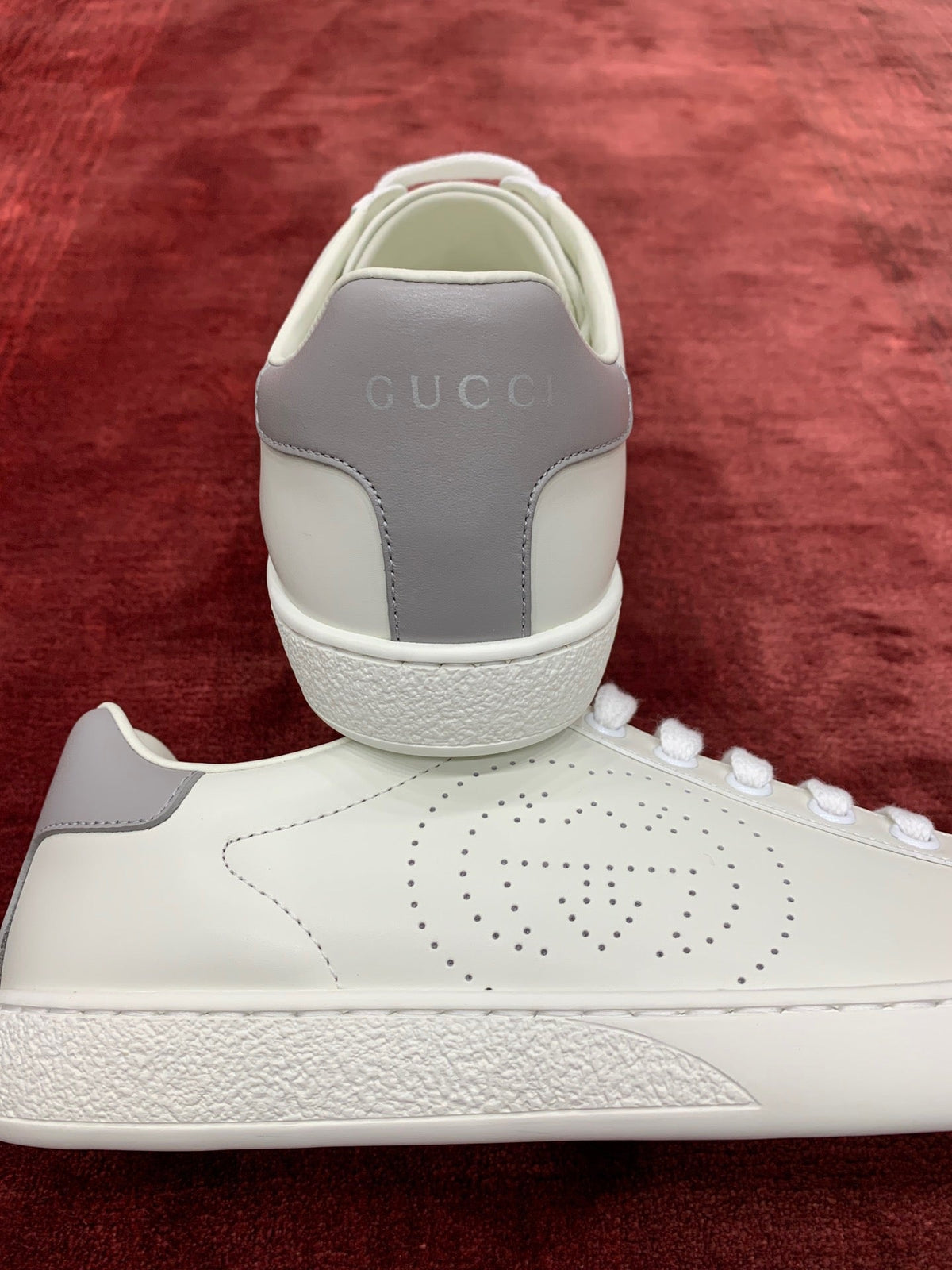 Sneakers & Shoes