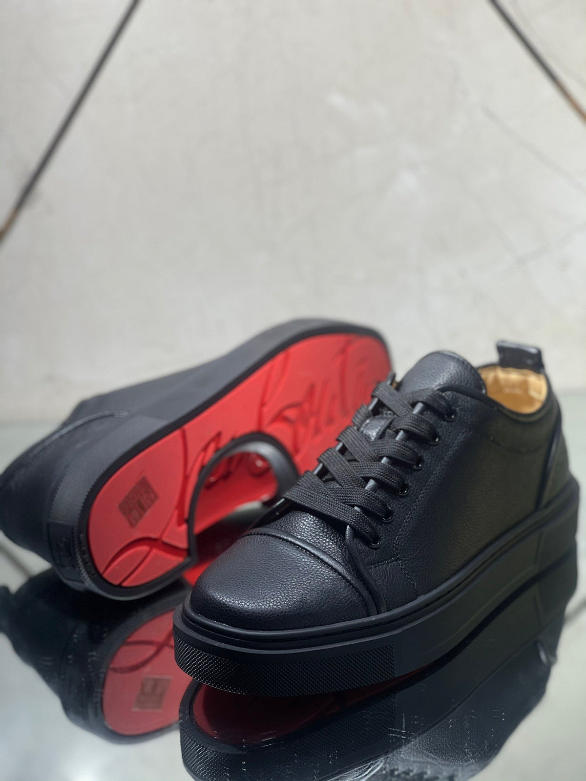 Sneakers & Shoes