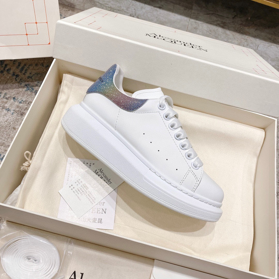 Sneakers & Shoes