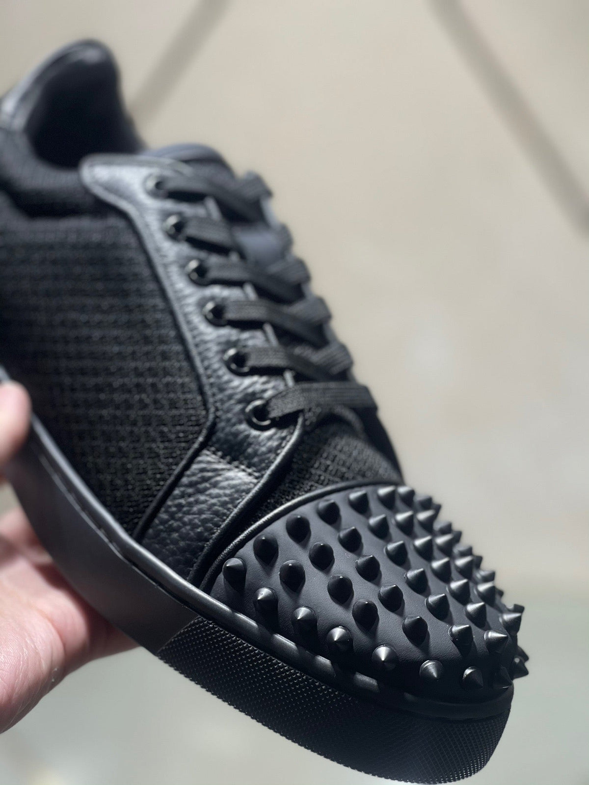 Sneakers & Shoes
