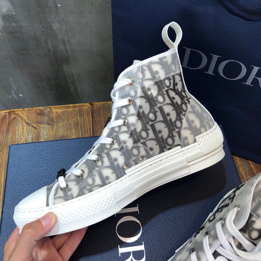 DIO Sneakers