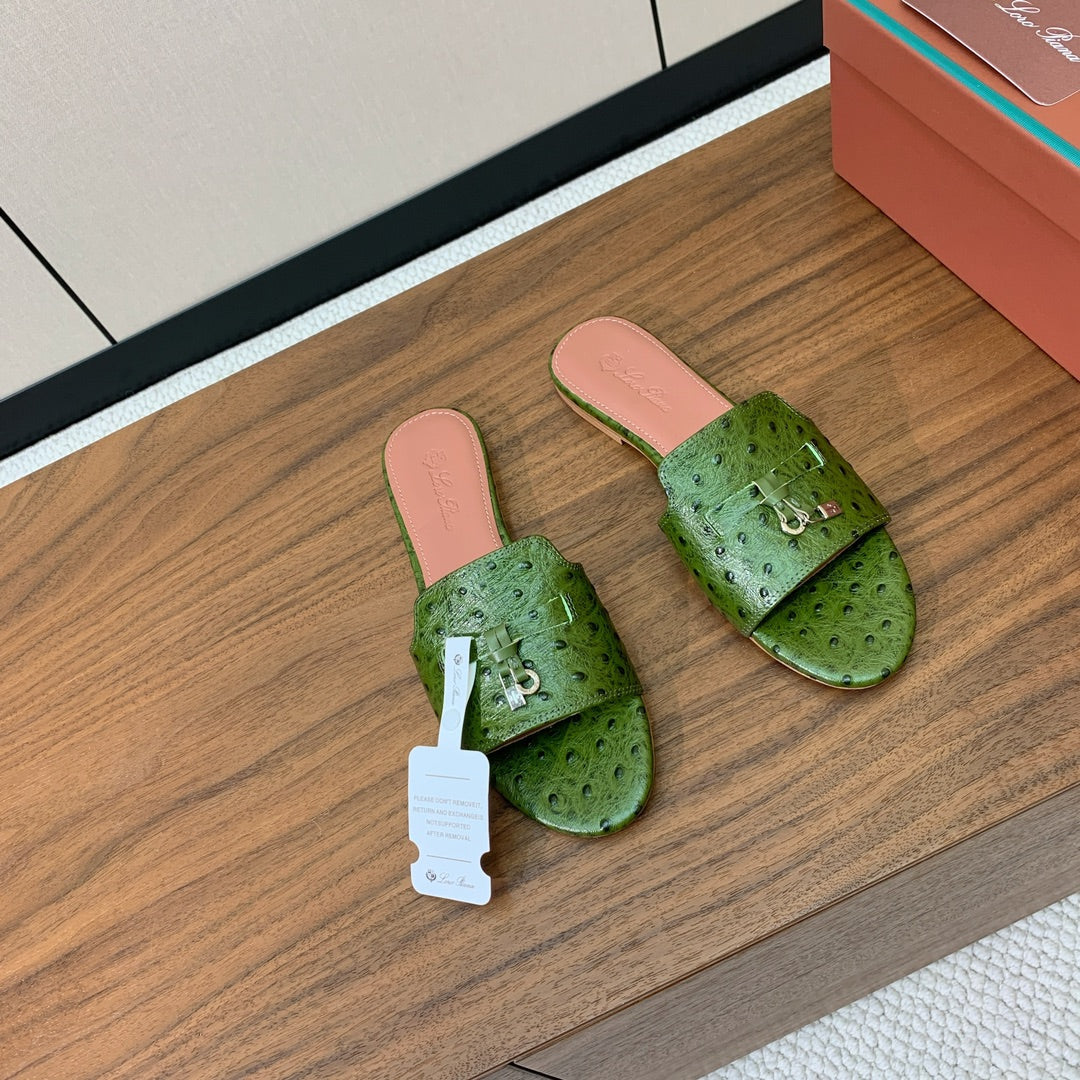 FLAT SLIPPERS IN DARK GREEN LAMBSKIN OSTRICH SKIN