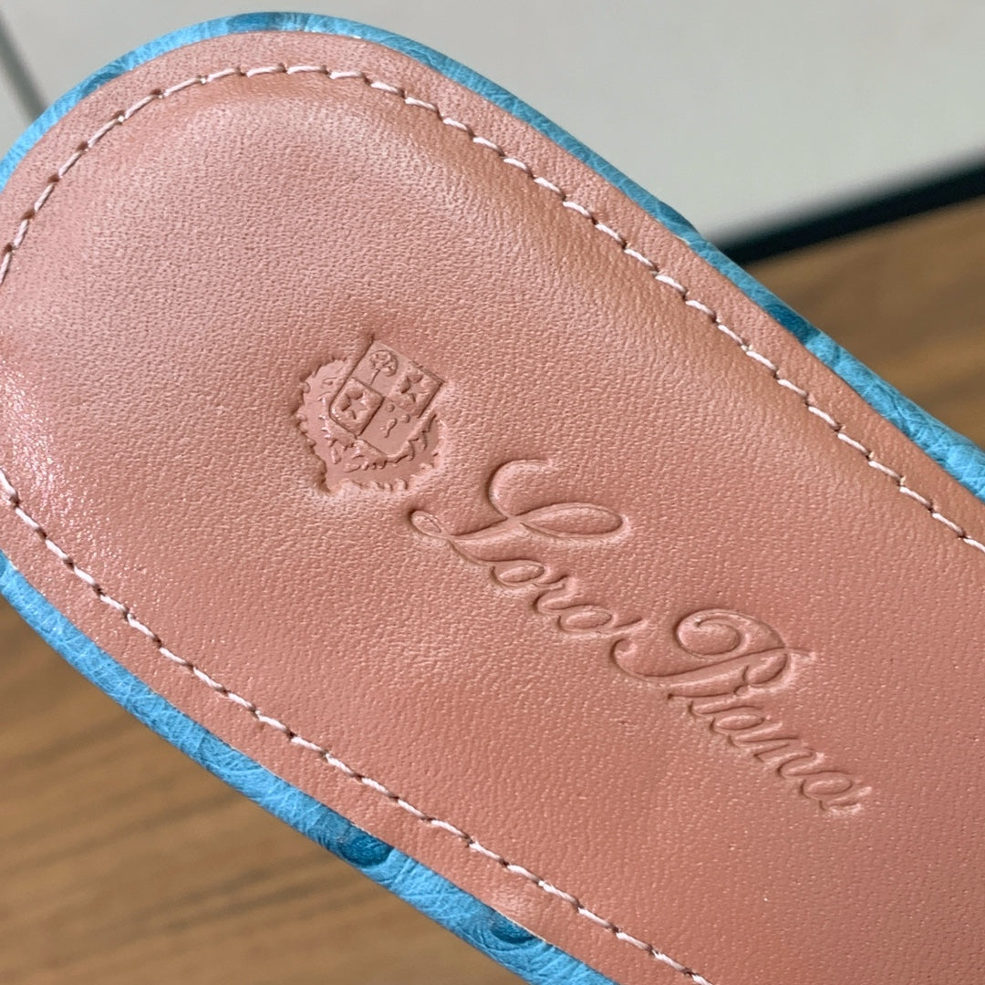 FLAT SLIPPERS IN LIGHT BLUE LAMBSKIN OSTRICH SKIN