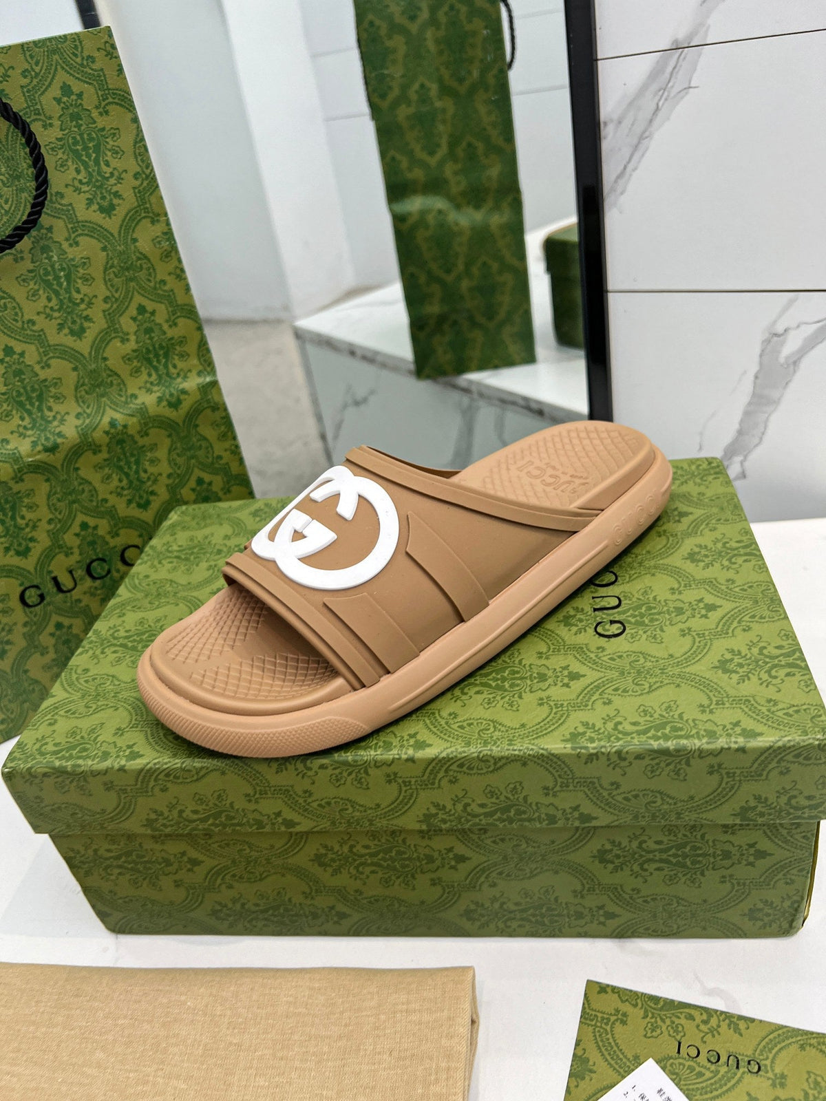 PLATFORM SLIPPERS IN PEANUT BROWN IMPORTED TPU