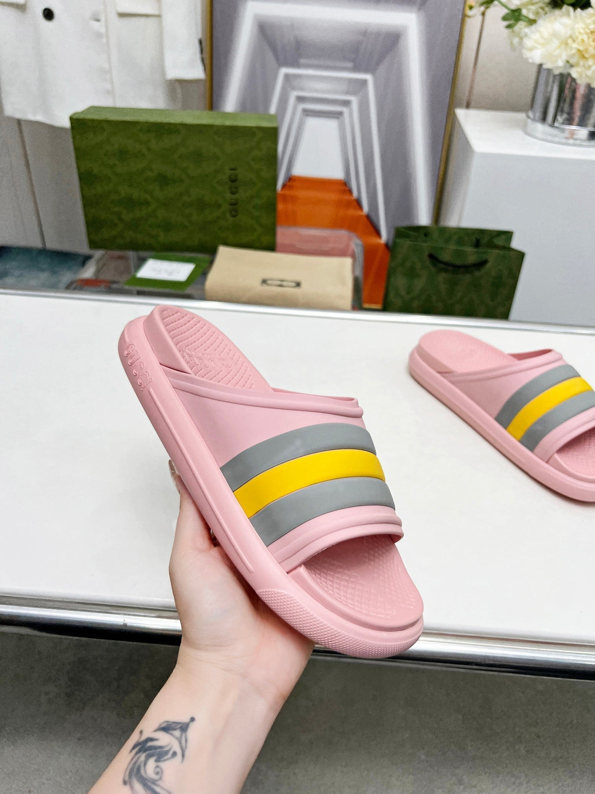 PLATFORM SLIPPERS IN LIGHT PINK MIX COLORFUL IMPORTED TPU