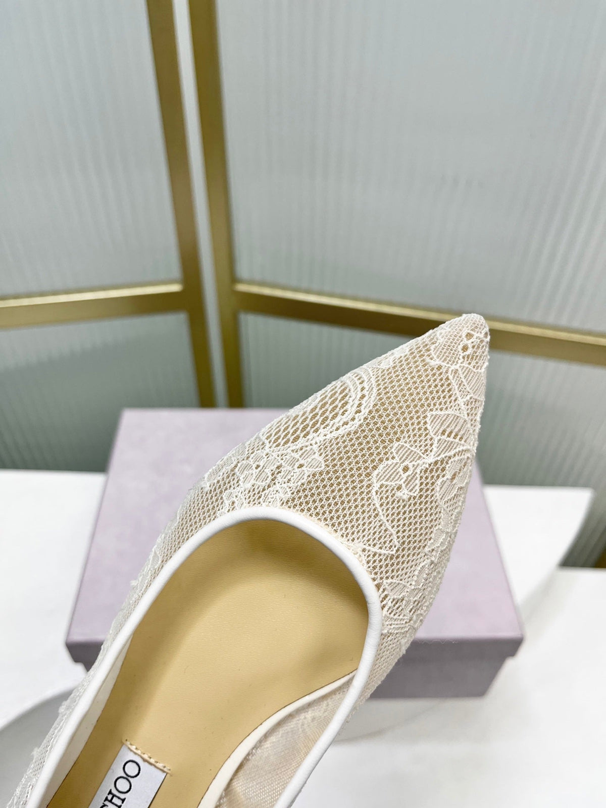 Jimmy 26s  Ballet Flats Ivory Beige Lace Sheepskin 605952