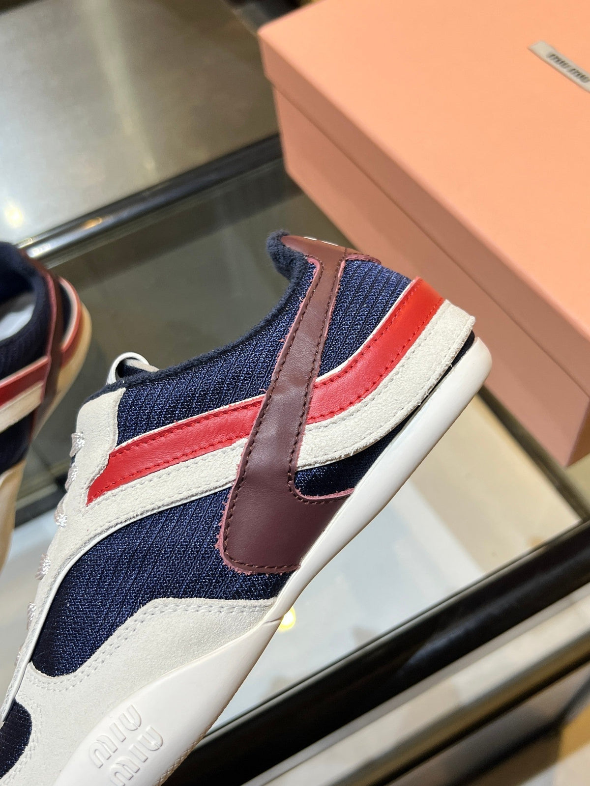 MIU x NB 26ss Sneaker White Blue Red Fabric Suede 625660
