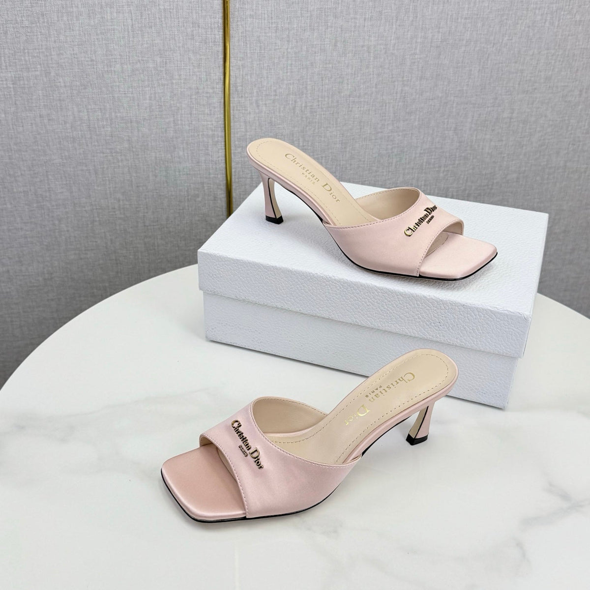CD 26 High Heel Mule 75 Light Pink Suede 620361