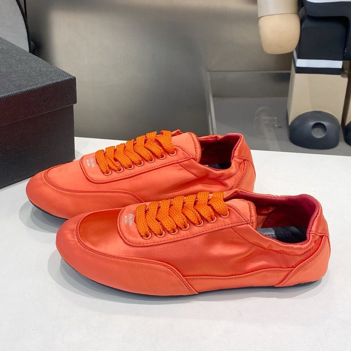 PRA 26S Casual Sneaker Orange Satin 628549