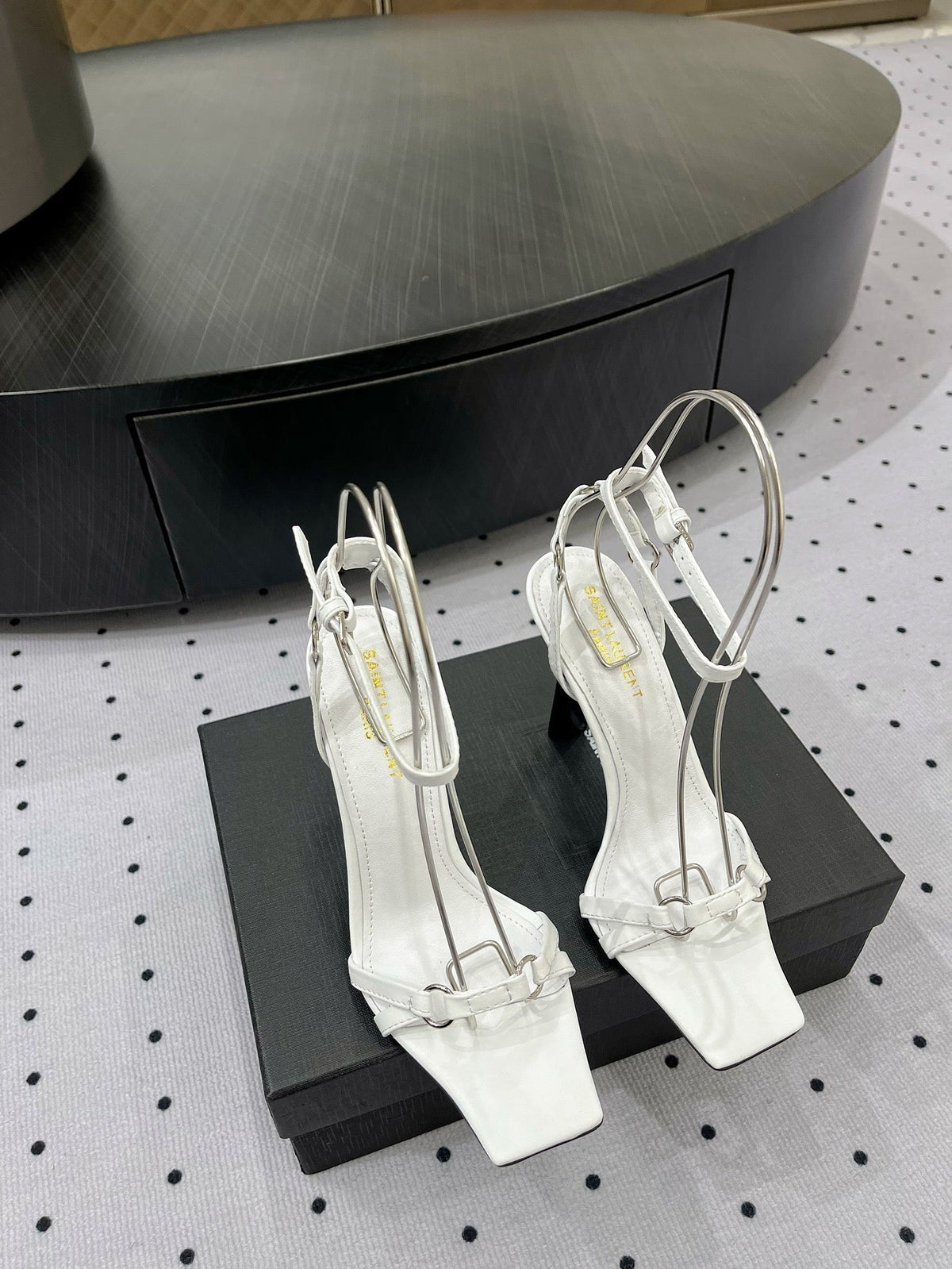 SL ANKLE-BUCKLE HEELED SANDALS WHITE CALFSKIN