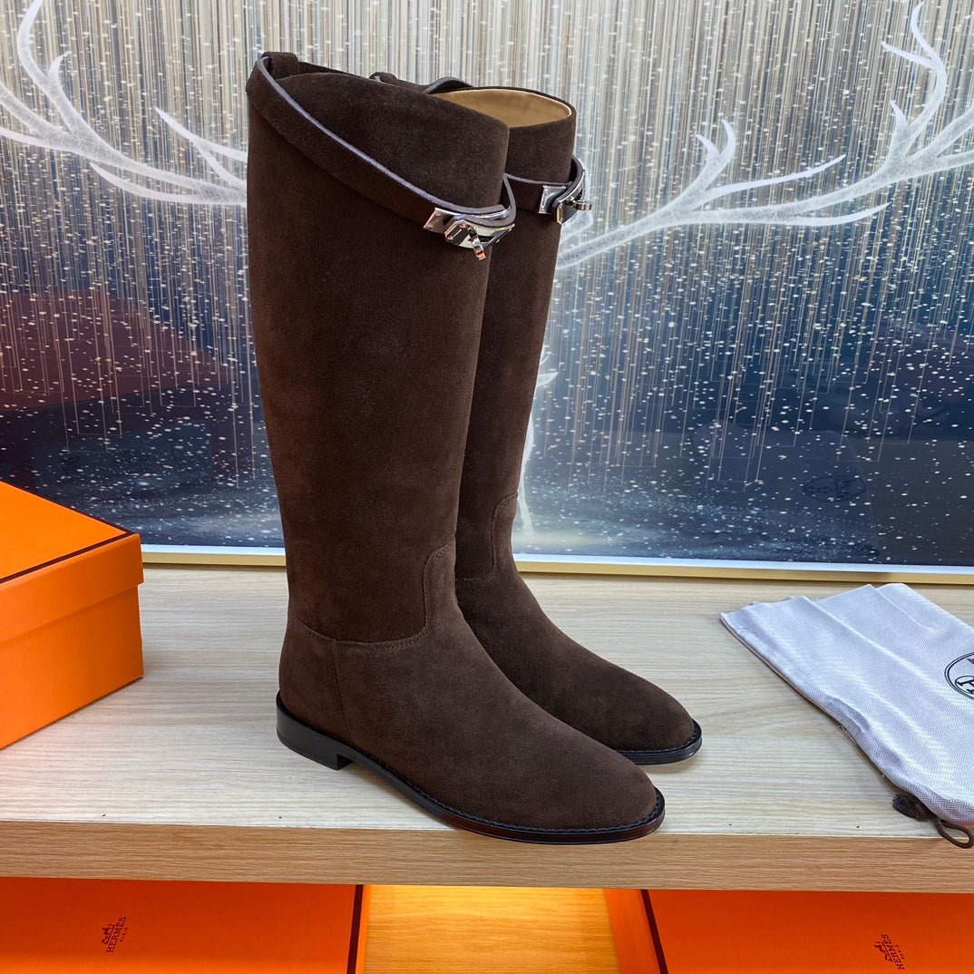 KNEE HIGH BOOTS IN CHOCOLATE BROWN SUEDE