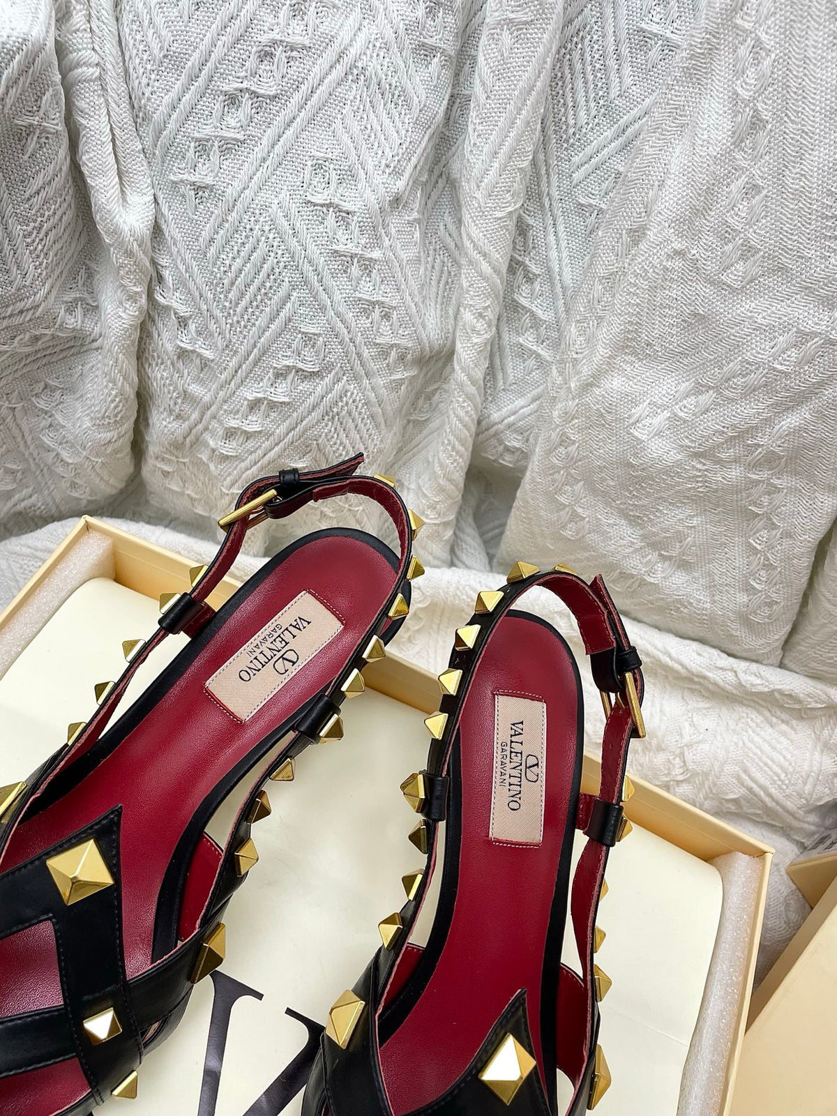VT 26s Slingback 60 Black Burgundy Lambskin 611371