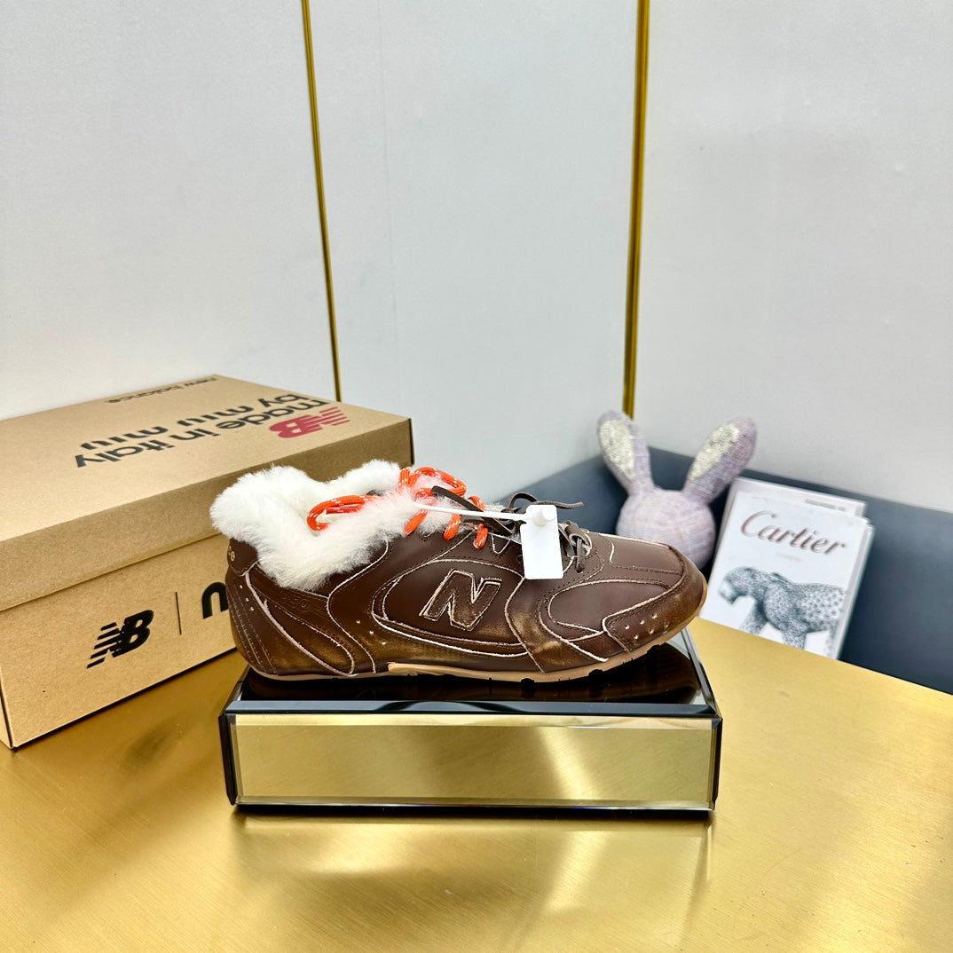 MIUXNB 530 SNEAKERS IN BROWN CALFSKIN SHEARLING