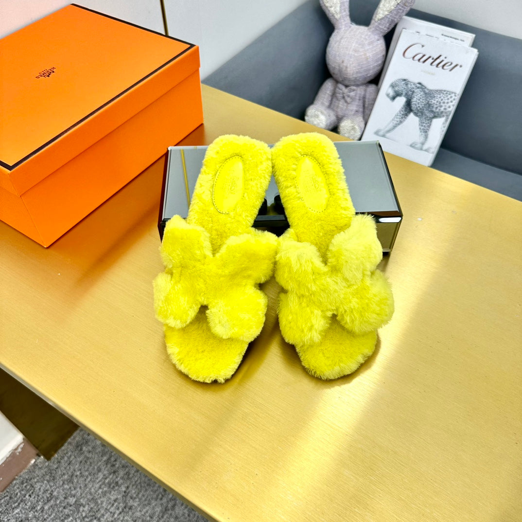 0RAN SHEARLING SANDALS SUNSHINE YELLOW