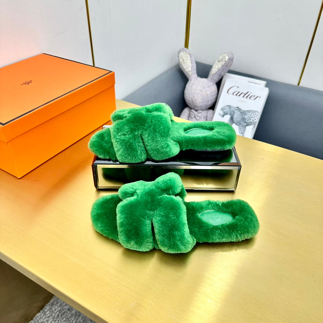 0RAN SHEARLING SANDALS LAWN GREEN